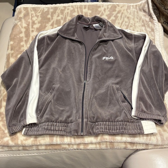 Fila Gray Velour Pants - Picture 10 of 14